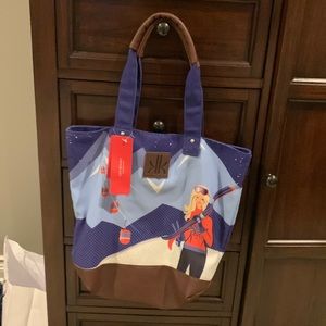 Krimson Klover Summit Express Tote Bag